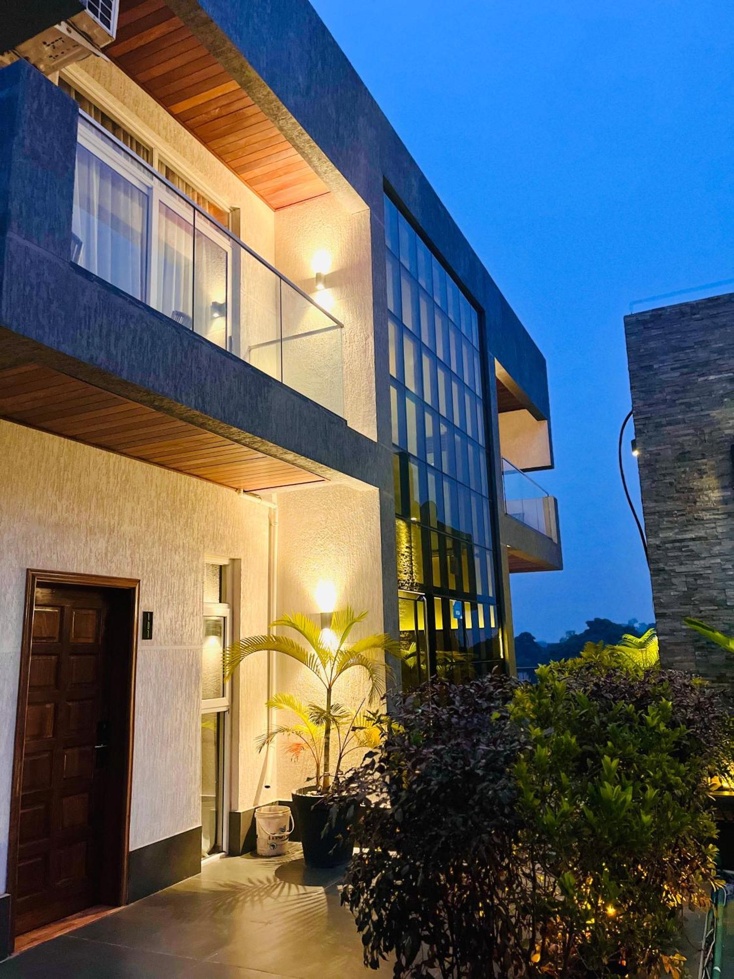 H&H Hotel Kinshasa Eksteriør billede