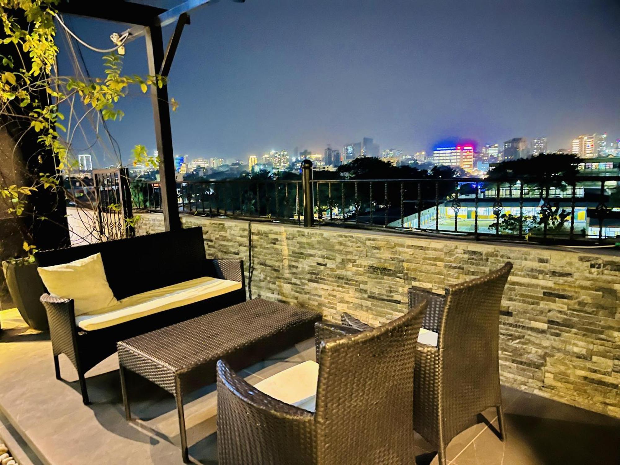 H&H Hotel Kinshasa Eksteriør billede
